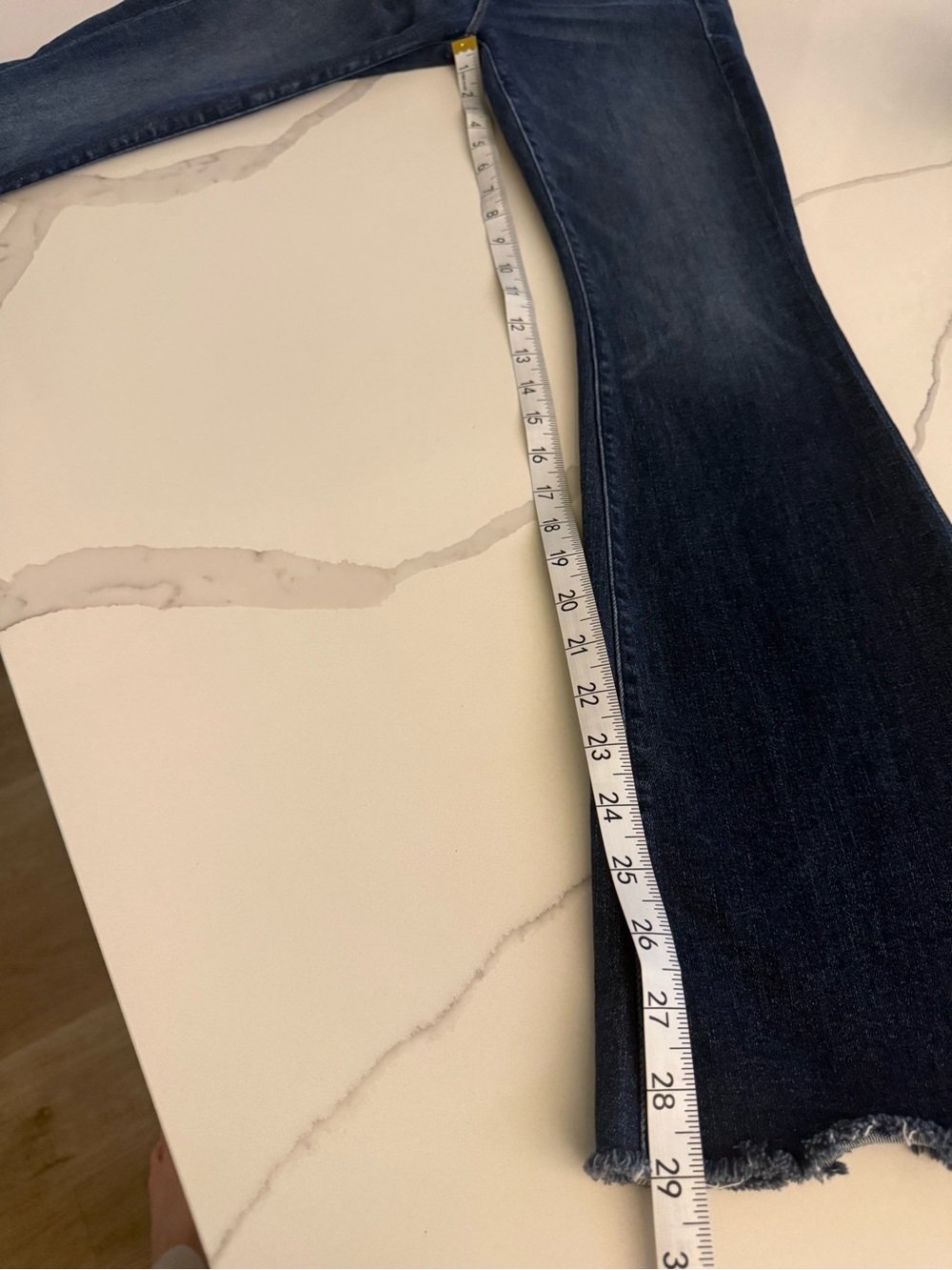 MOTHER The Weekender Fray Jeans Size 25 | Teaming Up Wash EUC Flare - Picture 10 of 11